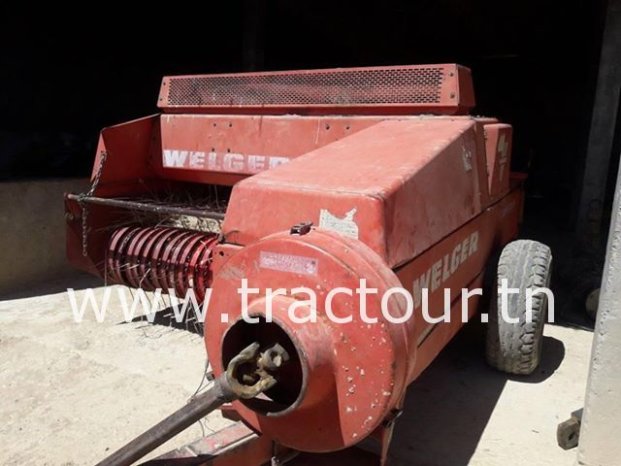 À vendre Presse à paille – Brissa Welger AP 530D complet