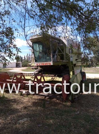 À vendre Moissonneuse batteuse avec cabine Claas Dominator 112cs complet