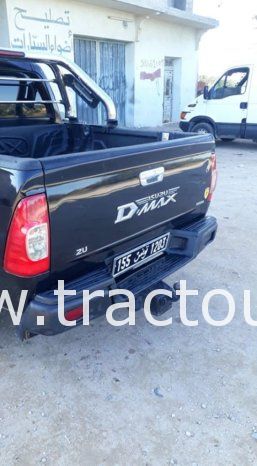 À vendre Pick-up 4×4 Isuzu D-max 2.5 TD Intercooler importée d’Italie complet