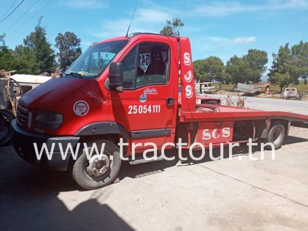 À vendre Camion plateau de remorquage Renault Master complet