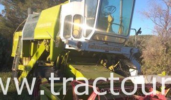 À vendre Moissonneuse batteuse avec cabine New Holland complet