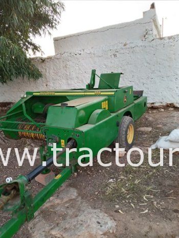 À vendre Presse à paille – Brissa John Deere 359 complet