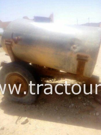 À vendre Semi remorque agricole citerne 3000 Litres complet