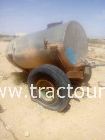 À vendre Semi remorque agricole citerne 3000 Litres complet