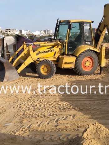 À vendre Tractopelle Komatsu complet