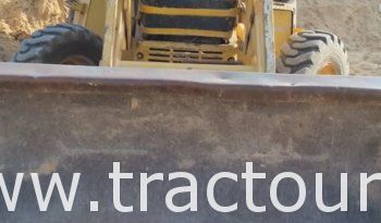 À vendre Tractopelle Komatsu complet