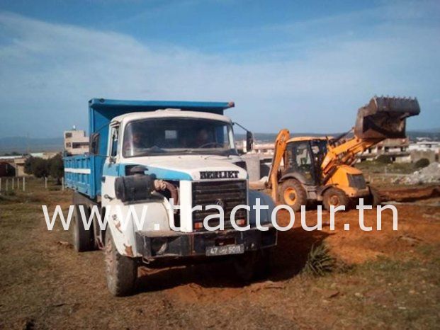 À vendre Camion benne Berliet GLR 190 complet