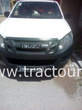 À vendre Camionnette 2 portes avec benne Isuzu D-max Atrous 4×2 complet