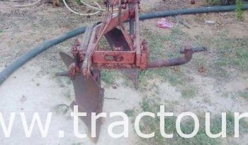 À vendre Charrue à 2 socs complet