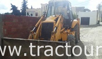 Cherche tractopelle JCB 3CX نلوج على complet