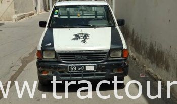 À vendre Camionnette 2 portes avec benne Isuzu Faster 2.5D complet