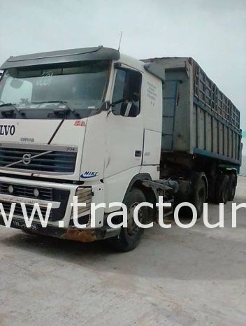 À vendre Tracteur avec semi remorque benne céréalière Volvo FH 400 complet