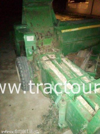 À vendre Presse à paille – Brissa John Deere 342 A complet