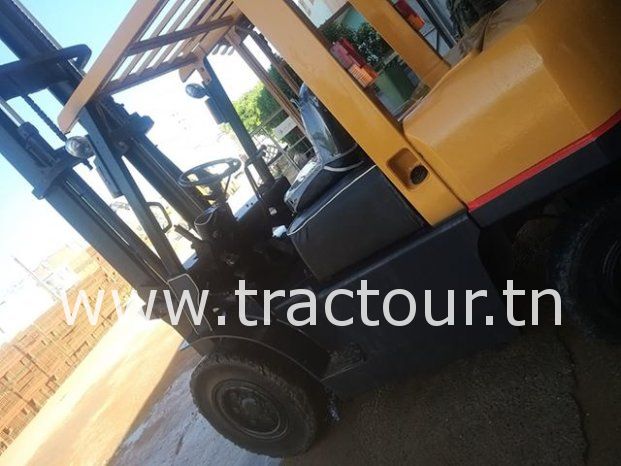 À vendre Chariot élévateur diesel TCM 30 complet