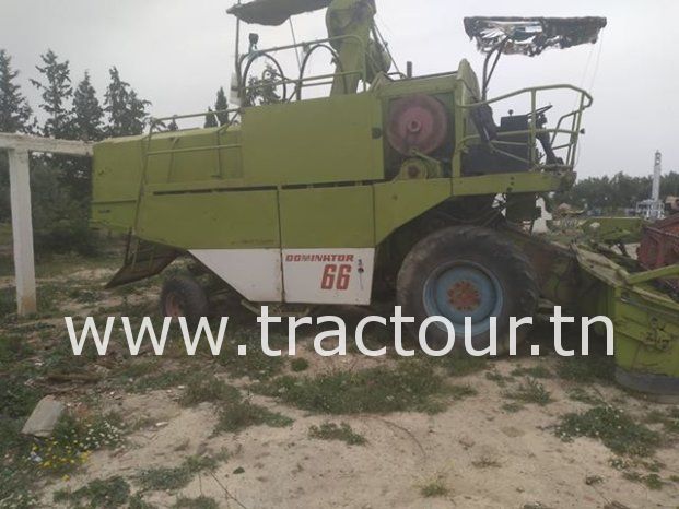 À vendre Moissonneuse batteuse Claas Dominator 66 complet