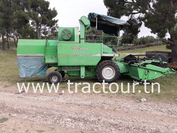 À vendre Moissonneuse batteuse sans cabine Deutz-Fahr 1202 Super complet