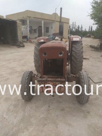 À vendre Tracteur 65 ch complet