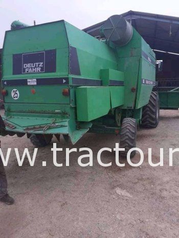 À vendre Moissonneuse batteuse avec cabine Deutz-Fahr M36.10 complet