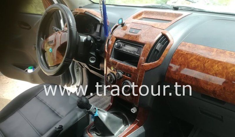 À vendre Camionnette 2 portes avec benne Isuzu D-max 2.5 TD complet