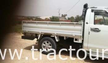 À vendre Camionnette 2 portes avec benne Isuzu D-max 2.5 TD complet
