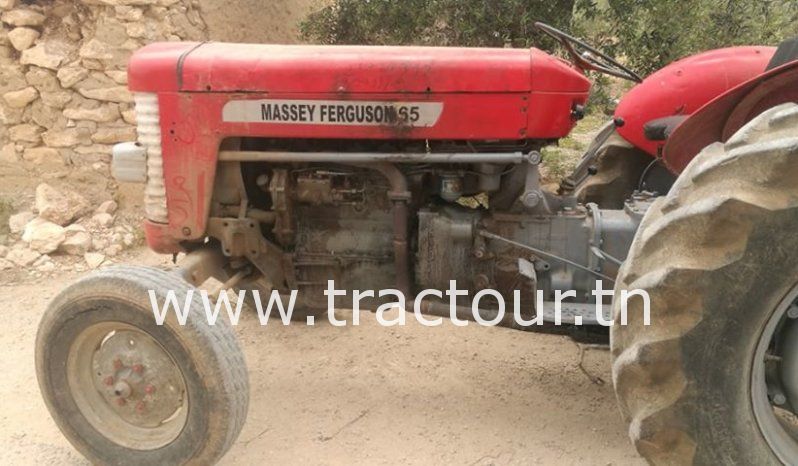 À vendre Tracteur Massey Ferguson 65 avec fanyoura 11 dents complet