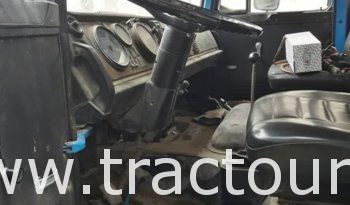 À vendre Camion plateau sans ridelles Iveco 110 complet