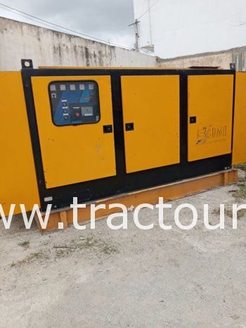 À vendre Groupe électrogène 6 cylindres Cummins – 300 kVA complet