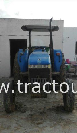 À vendre Tracteur New Holland TD80 complet