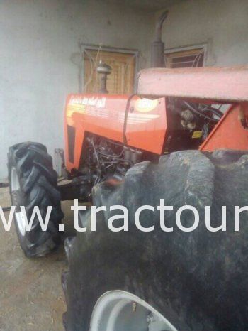 À vendre Tracteur avec matériels Tafe 8502 DI complet