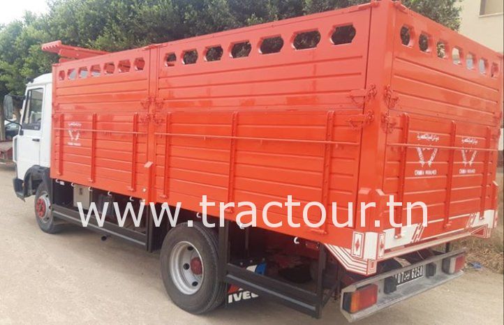 À vendre Camion plateau avec ridelles Iveco Zeta 65.9 complet