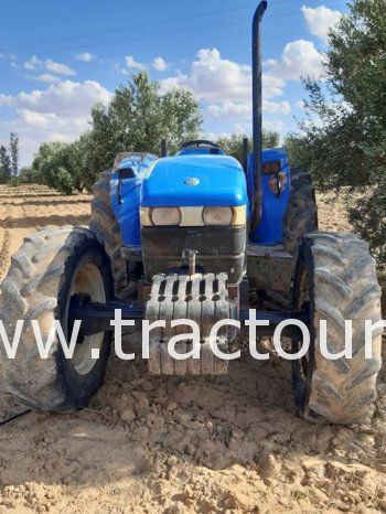 À vendre Tracteur New Holland TD80 complet