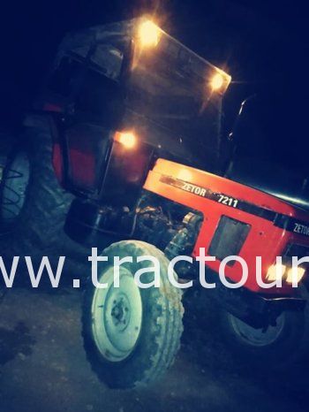 À vendre Tracteur avec matériels Zetor 7211 complet