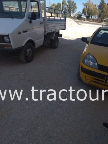 À vendre Camion benne Iveco Daily 35.8 complet