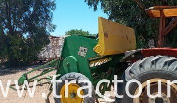 À vendre Semoir conventionnel à dents Gil complet