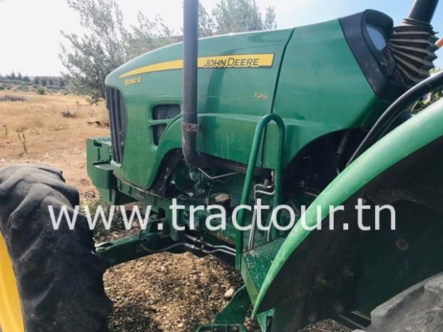 À vendre Tracteur John Deere 5090E (2017) complet