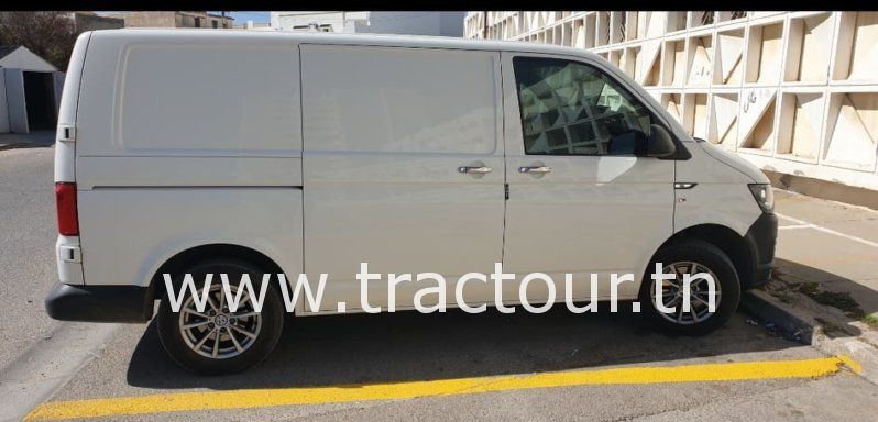 À vendre Utilitaire fourgon Volkswagen Transporter T6 complet