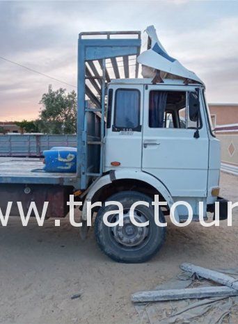 À vendre Camion plateau avec ridelles Fiat Iveco 110 complet