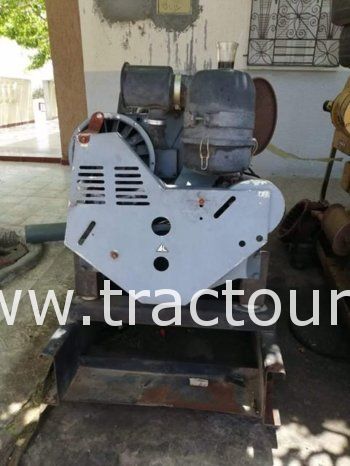 À vendre Groupe électrogène 4 cylindres Deutz complet