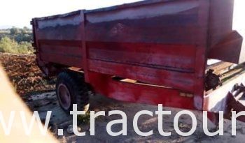 À vendre Semi remorque agricole épandeur à fumier 6 tonnes complet