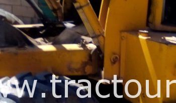 À vendre Tractopelle Fai moteur révisé SANS CARTE GRISE complet