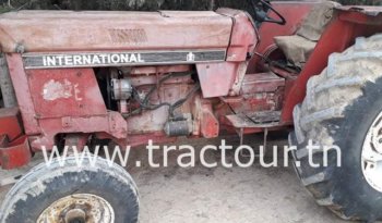 À vendre Tracteur International 784 complet