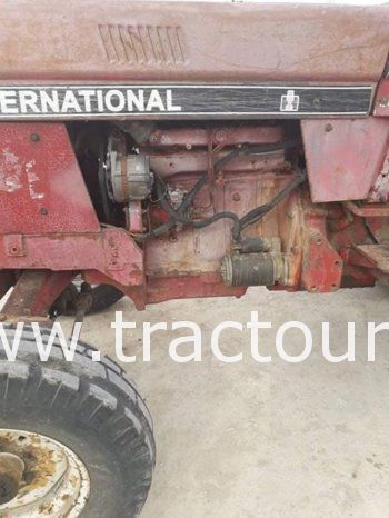 À vendre Tracteur International 784 complet