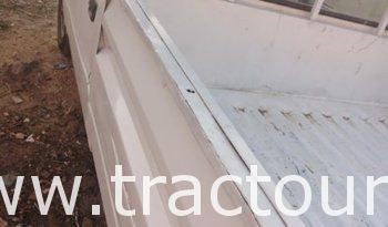À vendre Camionnette 2 portes avec benne Isuzu Faster 2.5D complet