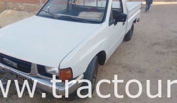 À vendre Camionnette 2 portes avec benne Isuzu Faster 2.5D complet