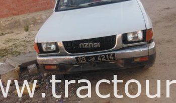 À vendre Camionnette 2 portes avec benne Isuzu Faster 2.5D complet