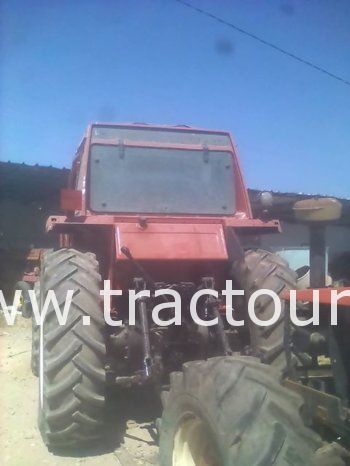 À vendre Tracteur avec cabine Fiat 1180 complet