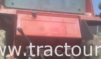 À vendre Tracteur avec cabine Fiat 1180 complet