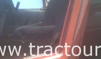 À vendre Tracteur avec cabine Fiat 1180 complet