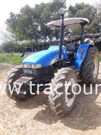 À vendre Tracteur New Holland TD80 complet