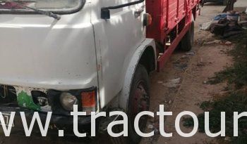 À vendre Camion plateau avec ridelles Fiat Iveco 100-13 complet